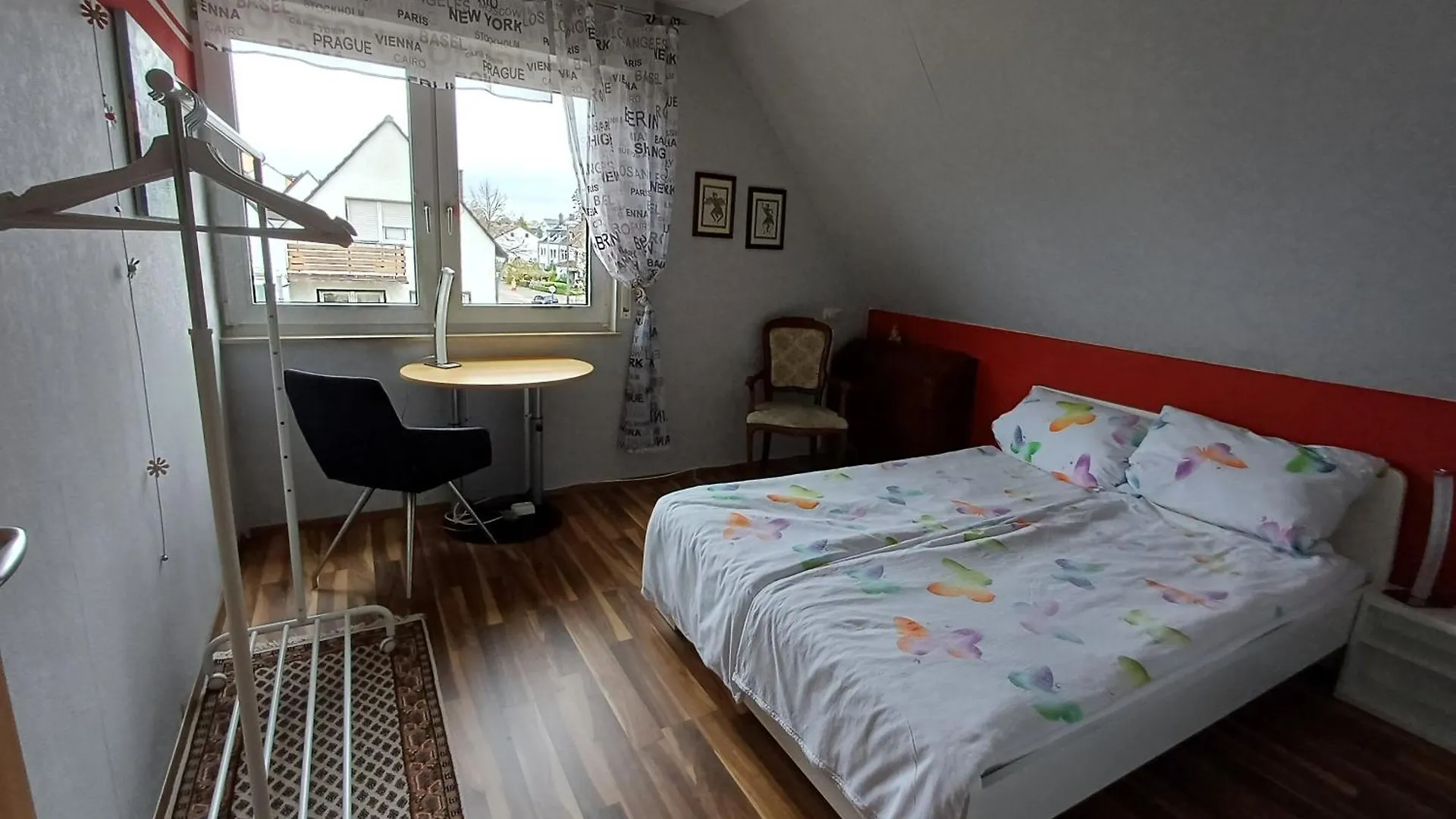 Bed & Breakfast B&B Koeln Zuendorf